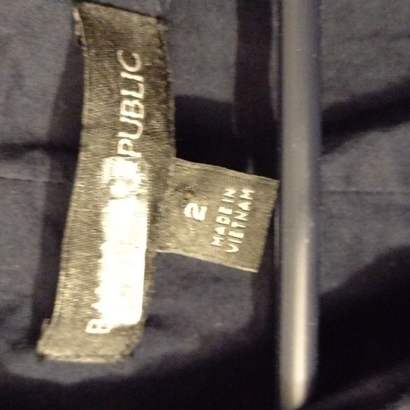 Banana Republic Black Lace Dress    Size 2  Fully Lined - Picture 3 of 8